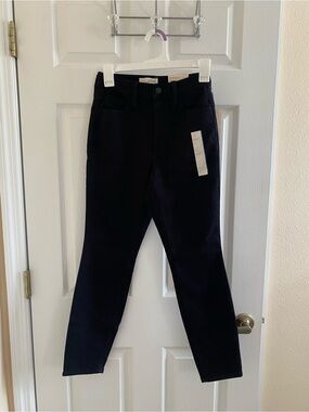 Universal Thread Black High-Rise Skinny Jeans